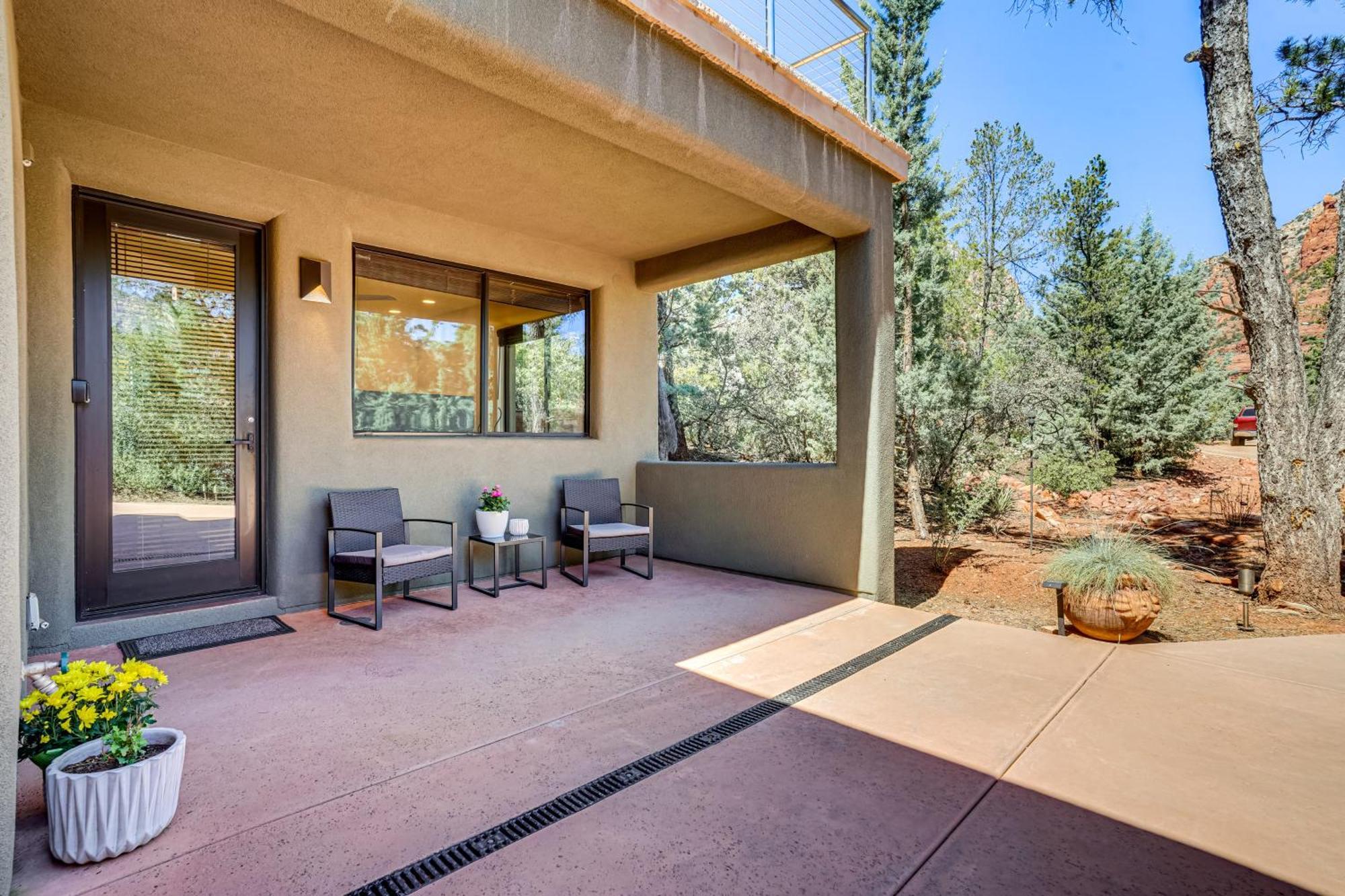 Sedona Couples Retreat With Patio Walk To Trails! Lejlighed Eksteriør billede
