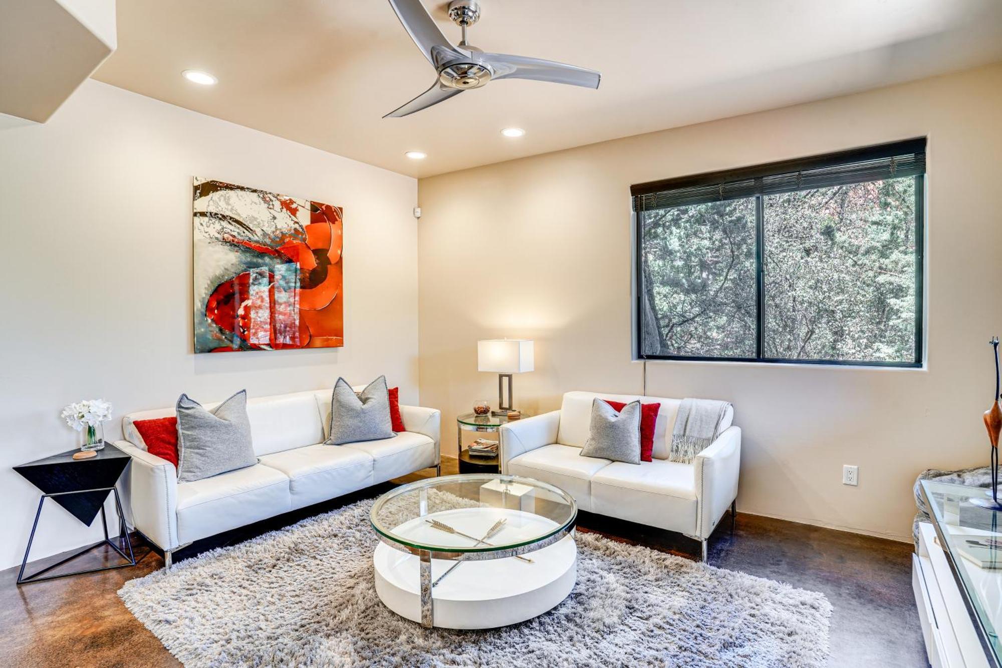 Sedona Couples Retreat With Patio Walk To Trails! Lejlighed Eksteriør billede